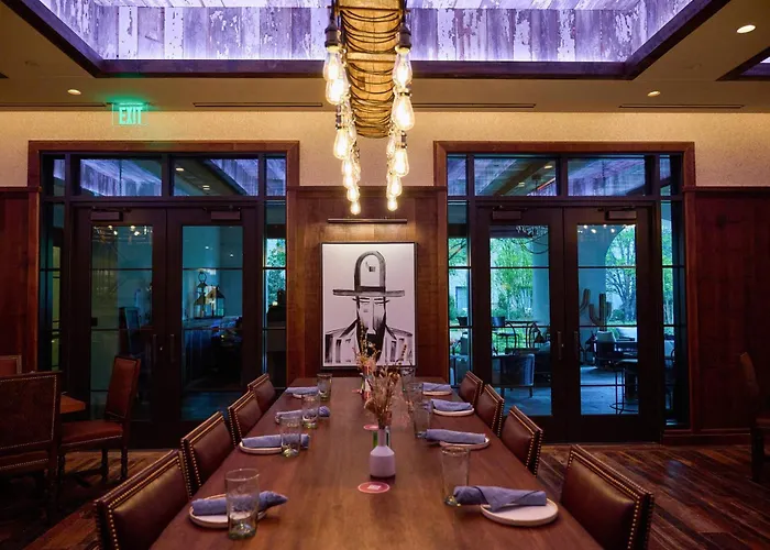 Hotel Drover, Autograph Collection