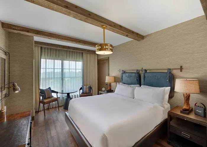Drover, Autograph Collection 4* Fort Worth