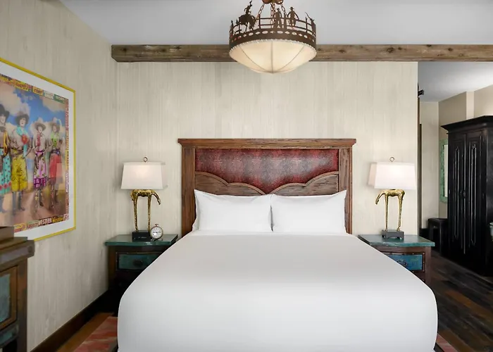 Hotel Drover, Autograph Collection