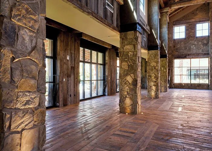 Drover, Autograph Collection 4* Fort Worth